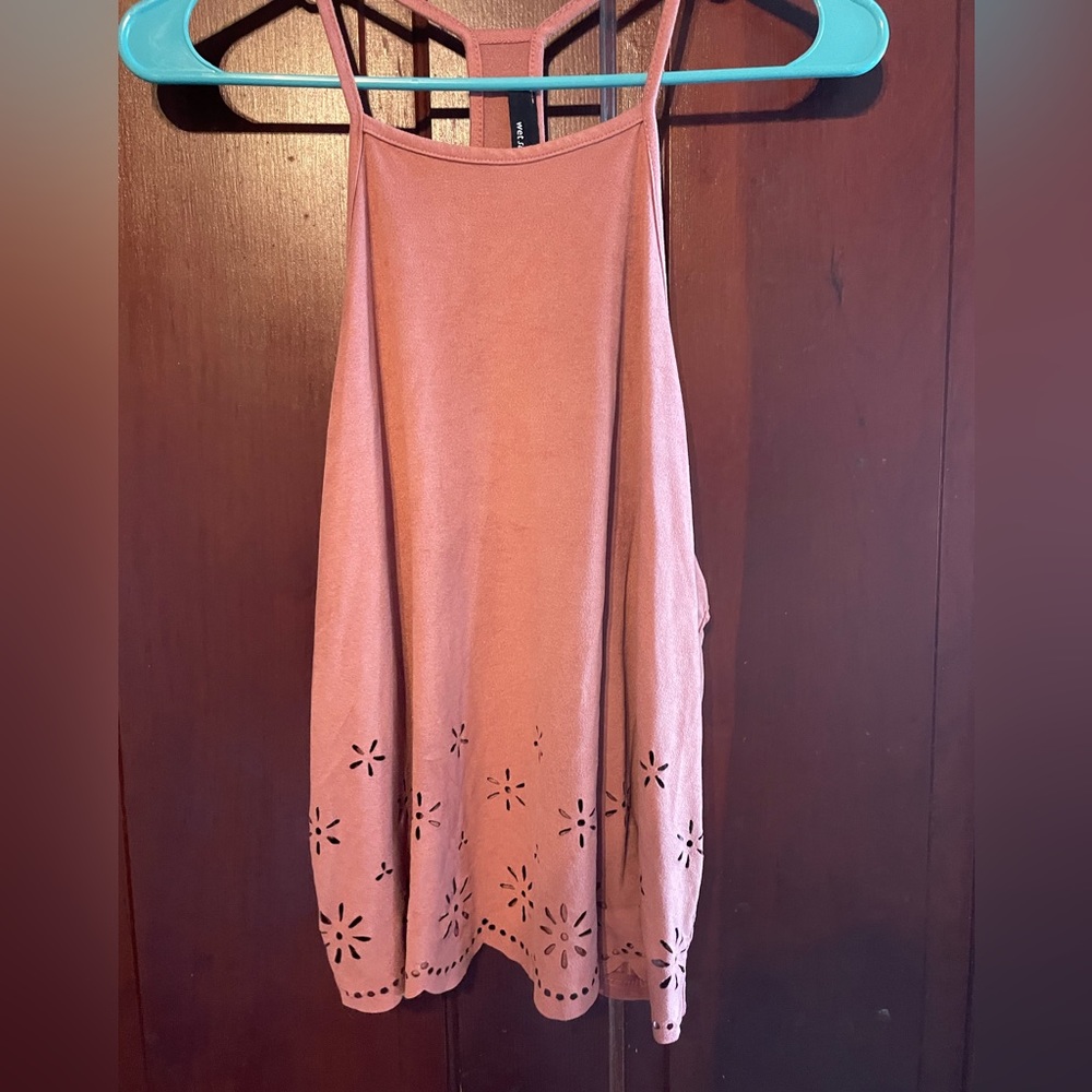 Wet seal suede mauve halter tank. Size medium